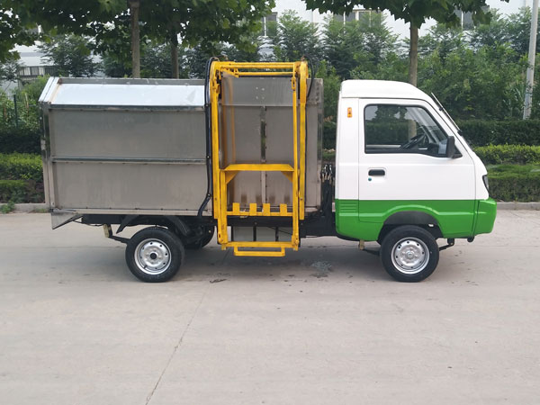 电动环卫车